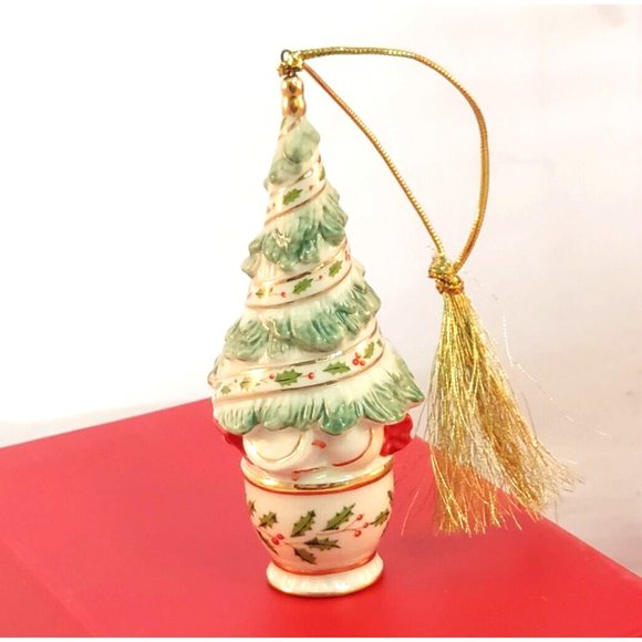 BOXED LENOX HOLIDAY PATTERN CHRISTMAS TREE ORNAMENT #6386007 BEAR HOLLY BERRY - Picture 4 of 9